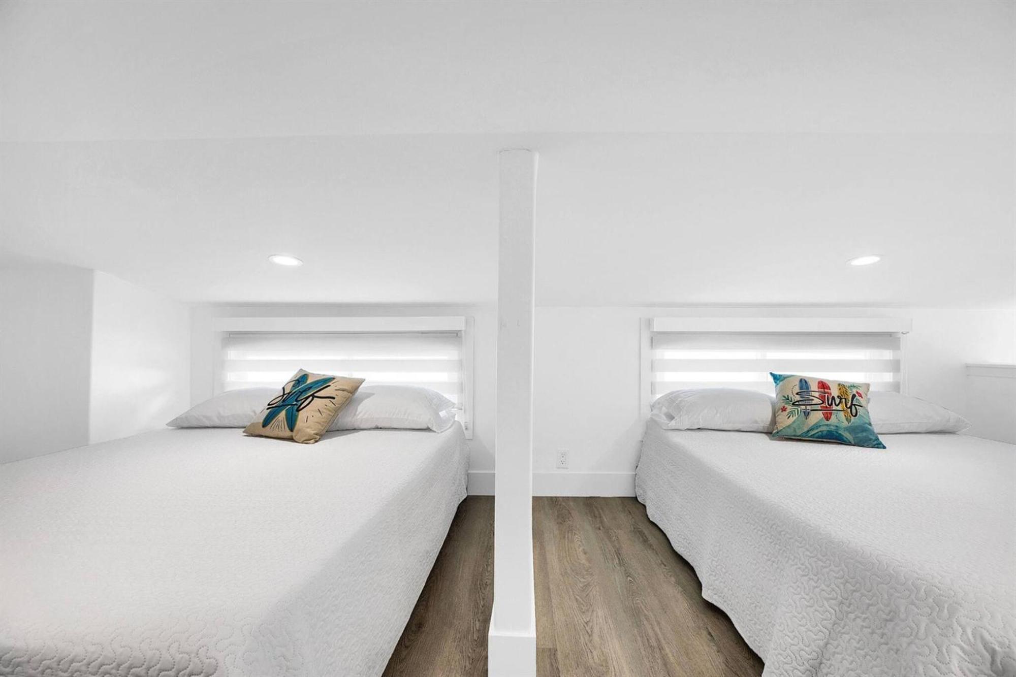 Tiny Home On Waterfront, Bay Views, Deck, Pool Jewfish Habitación foto